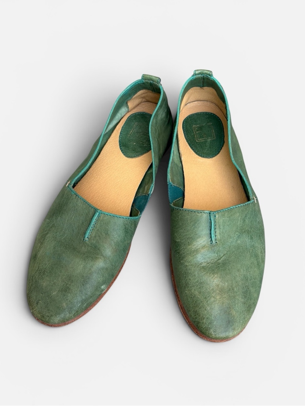 Frye Green Leather Slip On Flats Women’s Size 7